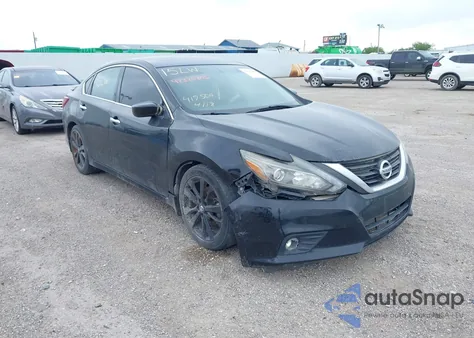 2017 Nissan Altima 2.5 Sr z USA, uszkodzony, nr VIN 1N4AL3AP8HC190235